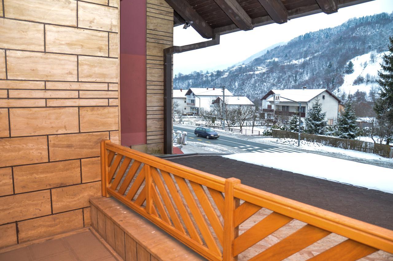 Motel Stecak Jajce Eksteriør bilde