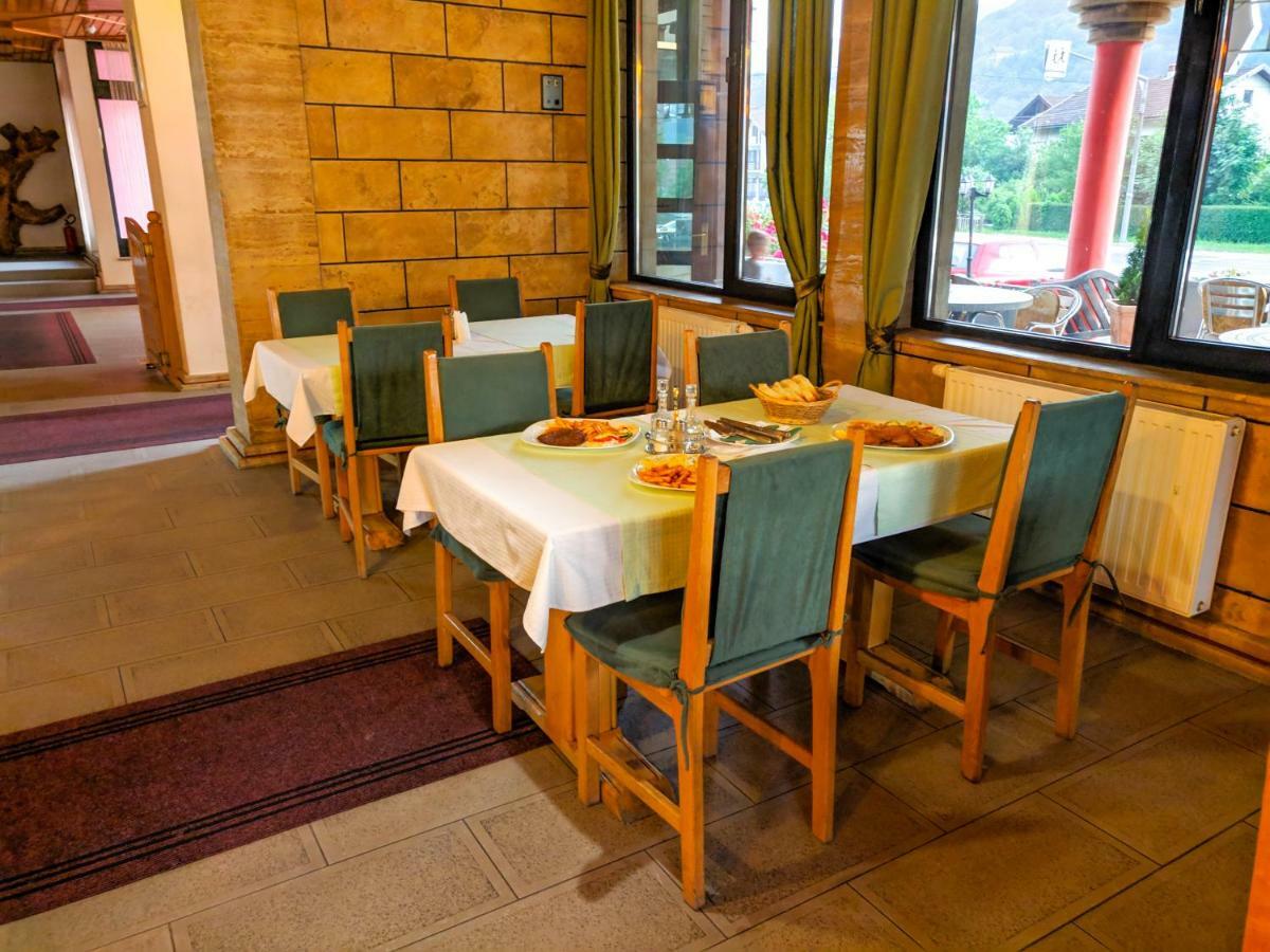 Motel Stecak Jajce Eksteriør bilde